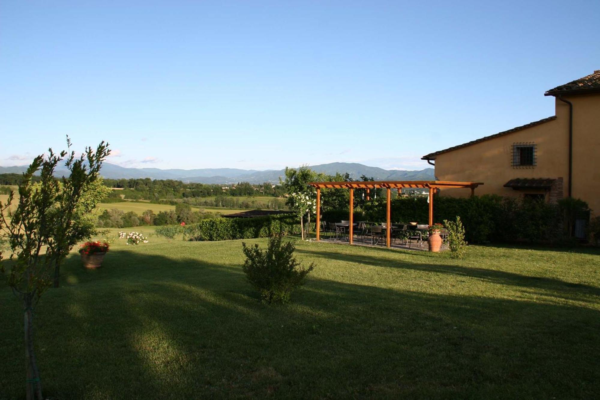 Hostal Il Nido Di Gabbiano Scarperia Exterior foto