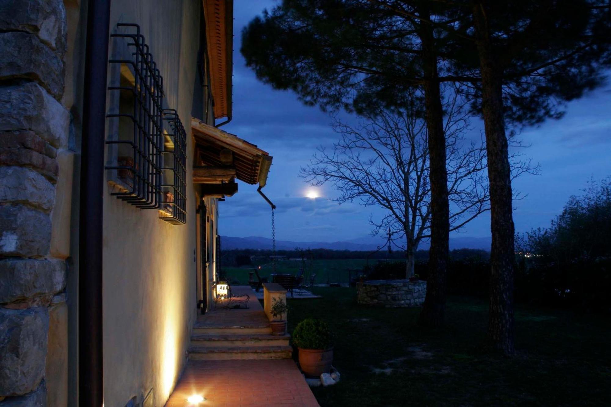 Hostal Il Nido Di Gabbiano Scarperia Exterior foto