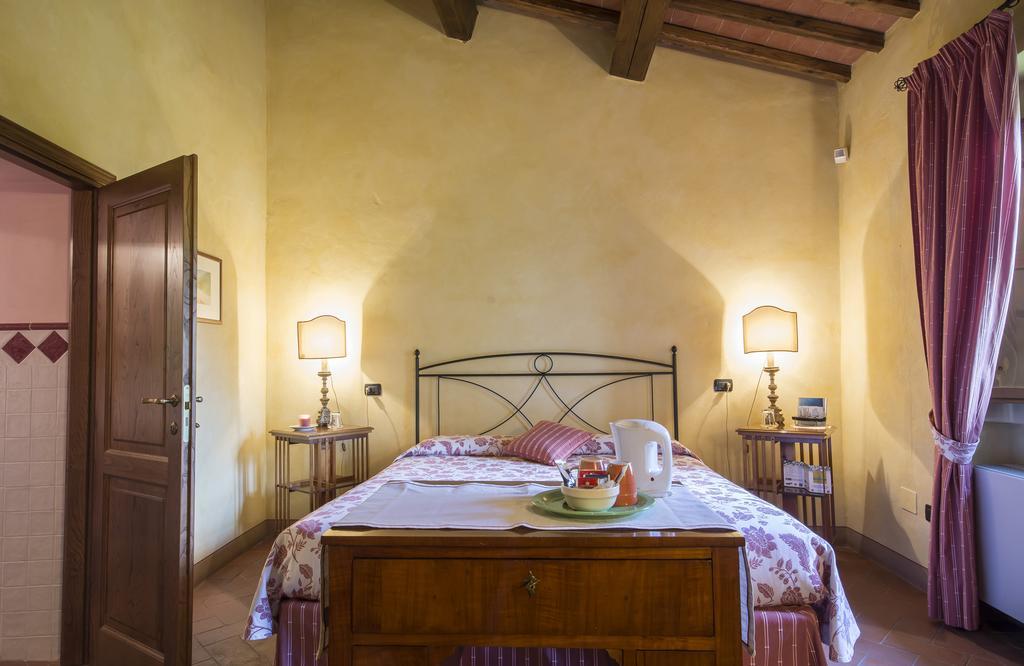 Hostal Il Nido Di Gabbiano Scarperia Exterior foto