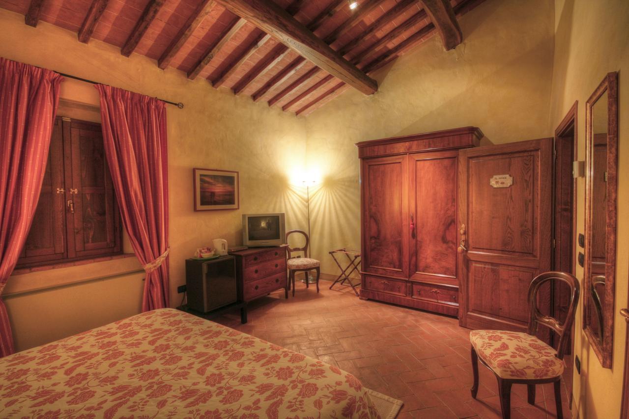 Hostal Il Nido Di Gabbiano Scarperia Habitación foto